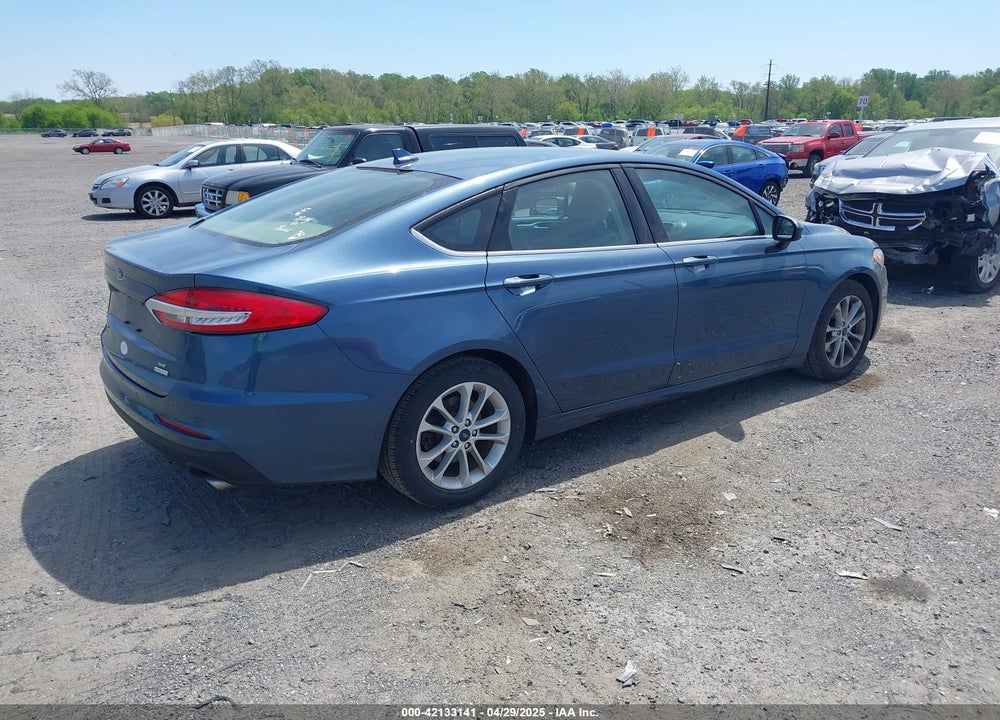 2019 FORD FUSION VIN: 3FA6P0HD2KR126379