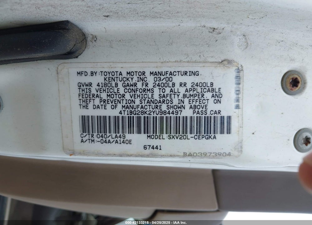 2000 TOYOTA CAMRY XLE VIN: 4T1BG28K2YU984497