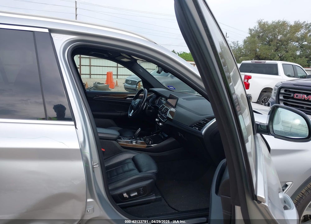 2019 BMW X3 VIN: 5UXTR7C54KLR52907