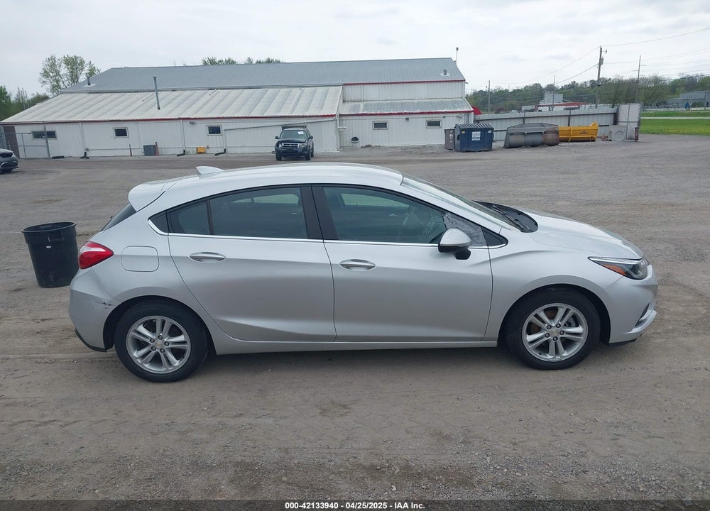 2017 CHEVROLET CRUZE VIN: 3G1BE6SM1HS579123