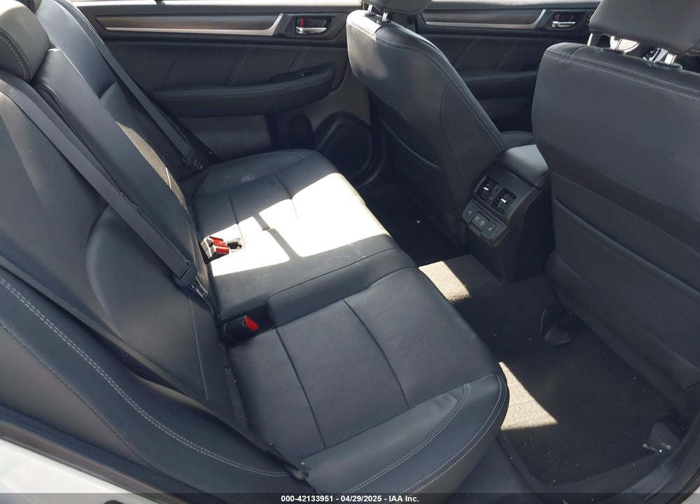 2019 SUBARU LEGACY 2.5I LIMITED VIN: 4S3BNAJ67K3021545