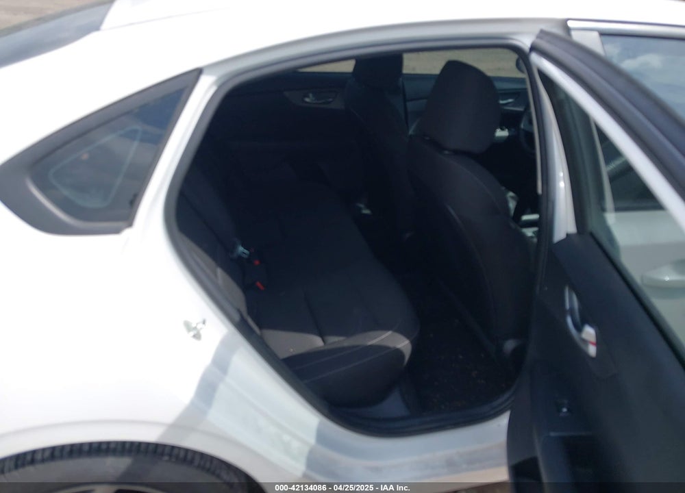 2021 KIA FORTE VIN: 3KPF24AD4ME313658