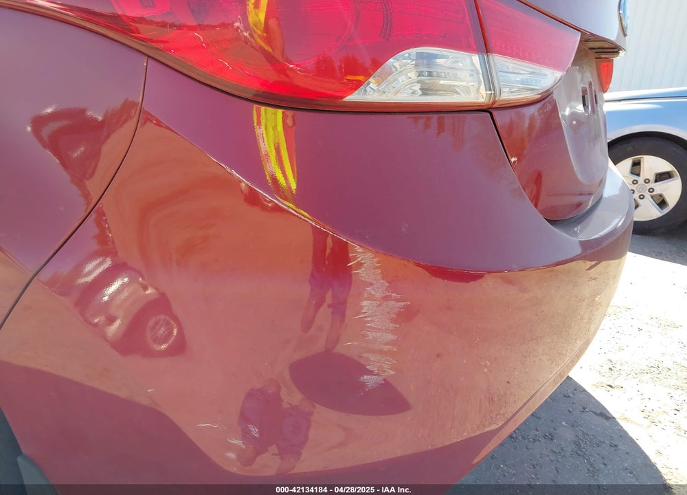2013 HYUNDAI ELANTRA GLS VIN: KMHDH4AE5DU805207