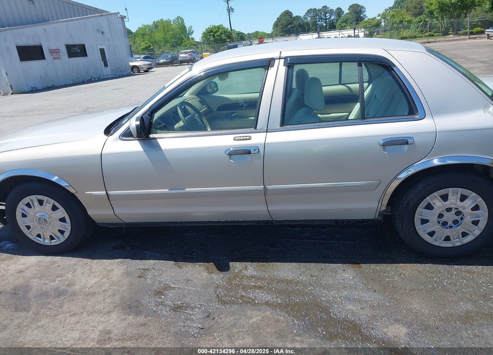 2008 MERCURY GRAND MARQUIS VIN: 2MEFM74V58X630122
