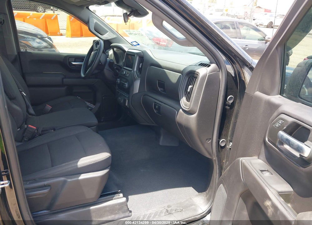 2024 CHEVROLET SILVERADO 1500 2WD SHORT BED CUSTOM VIN: 3GCPABEK5RG290018