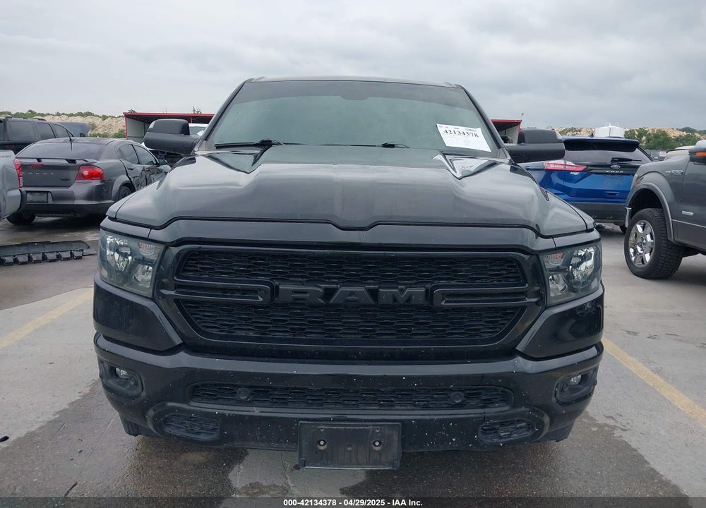 2021 RAM 1500 VIN: 1C6RREFM3MN835868