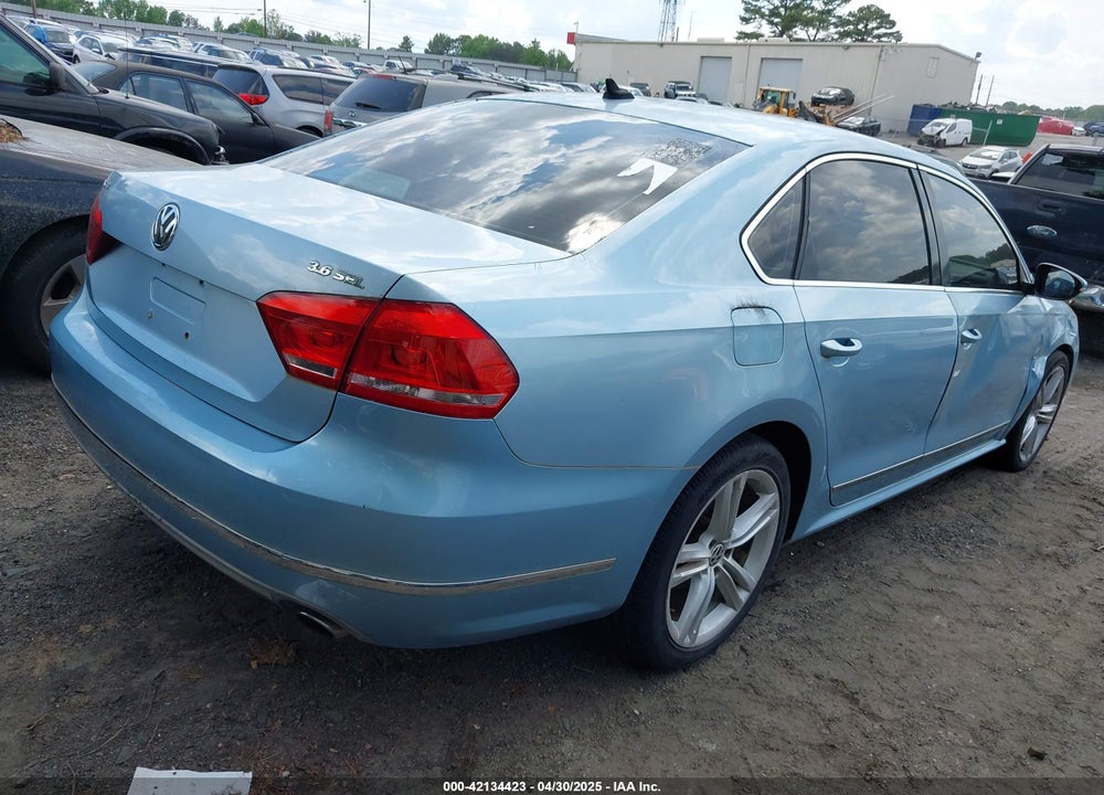 2012 VOLKSWAGEN PASSAT VIN: 1VWCM7A39CC014031