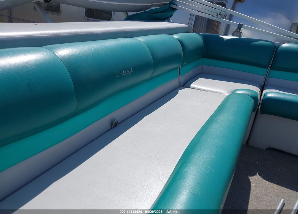 1994 CREST III PONTOON VIN: MAU01433D494