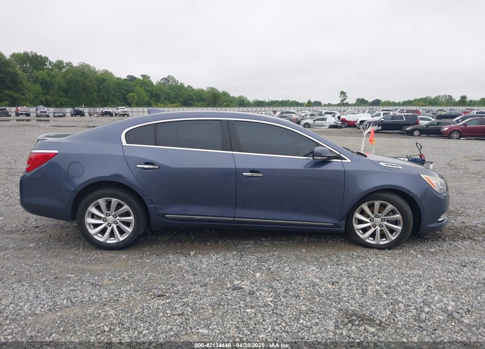 2015 BUICK LACROSSE VIN: 1G4GB5G30FF272720