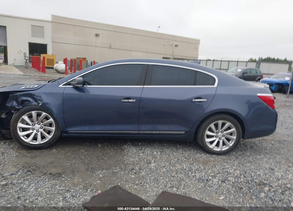 2015 BUICK LACROSSE VIN: 1G4GB5G30FF272720