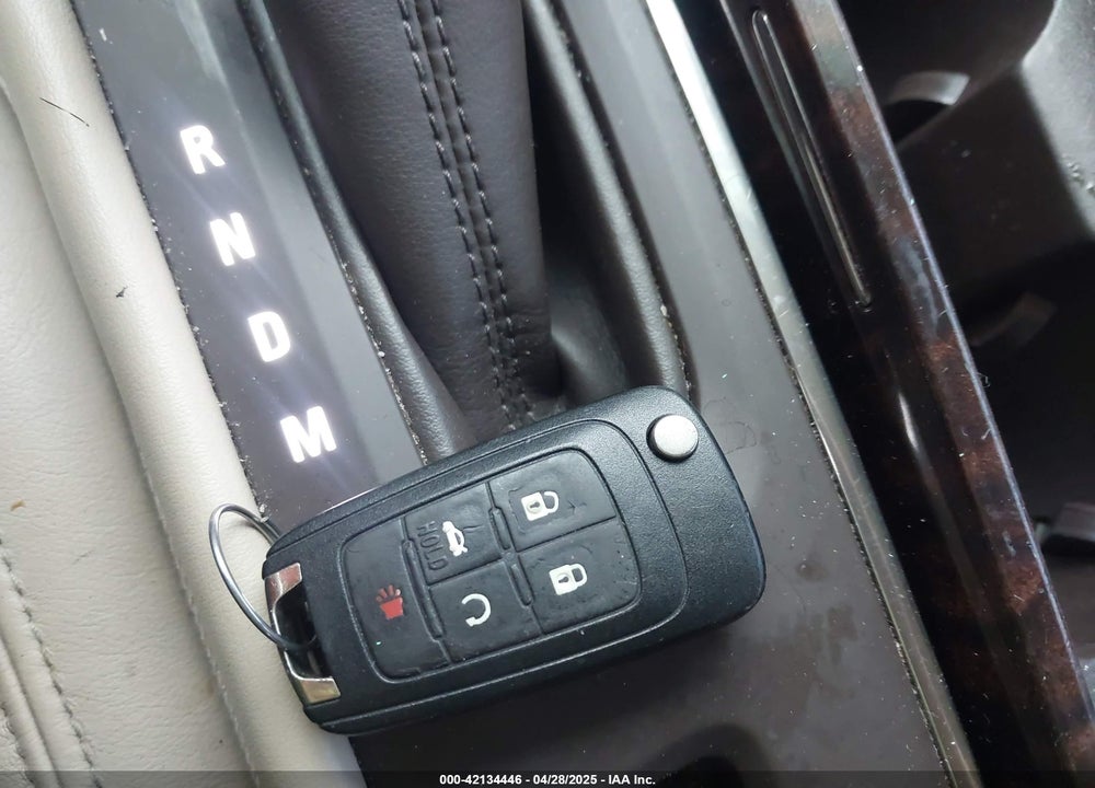 2015 BUICK LACROSSE VIN: 1G4GB5G30FF272720