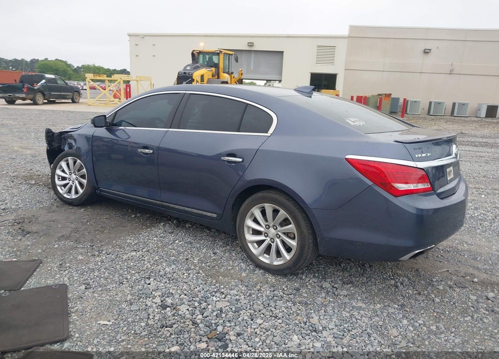 2015 BUICK LACROSSE VIN: 1G4GB5G30FF272720