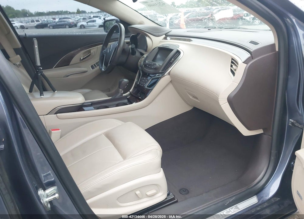 2015 BUICK LACROSSE VIN: 1G4GB5G30FF272720