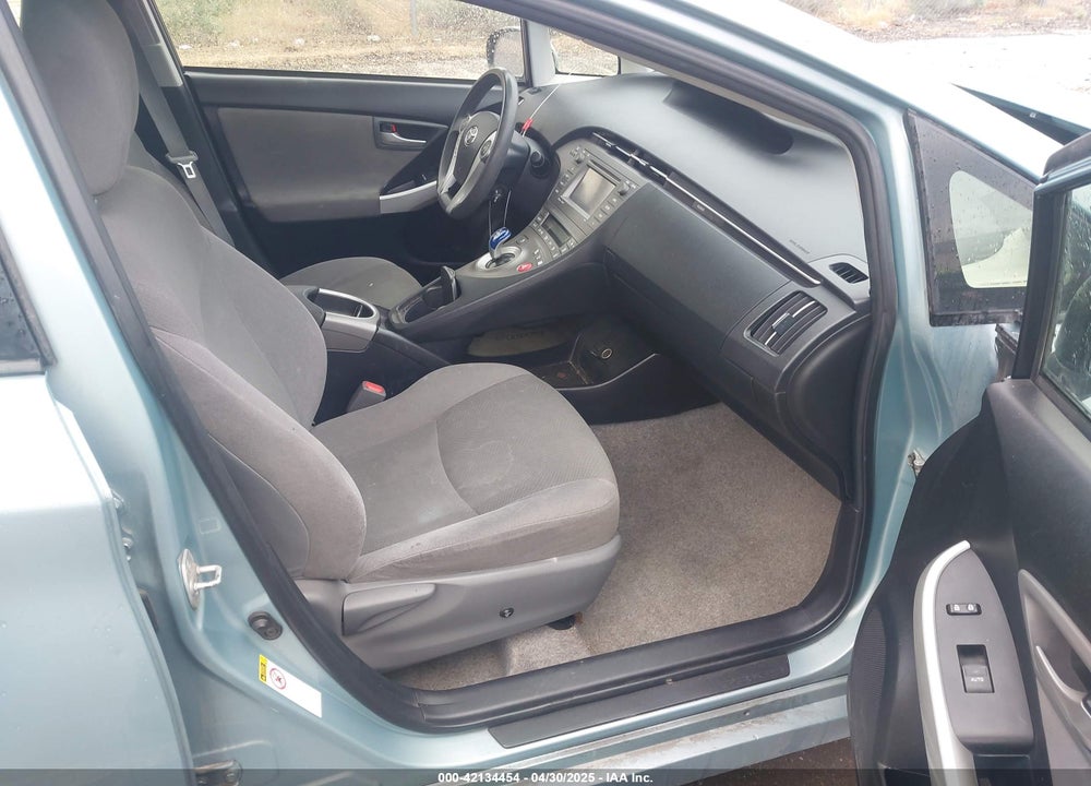 2015 TOYOTA PRIUS VIN: JTDKN3DU6F1871366