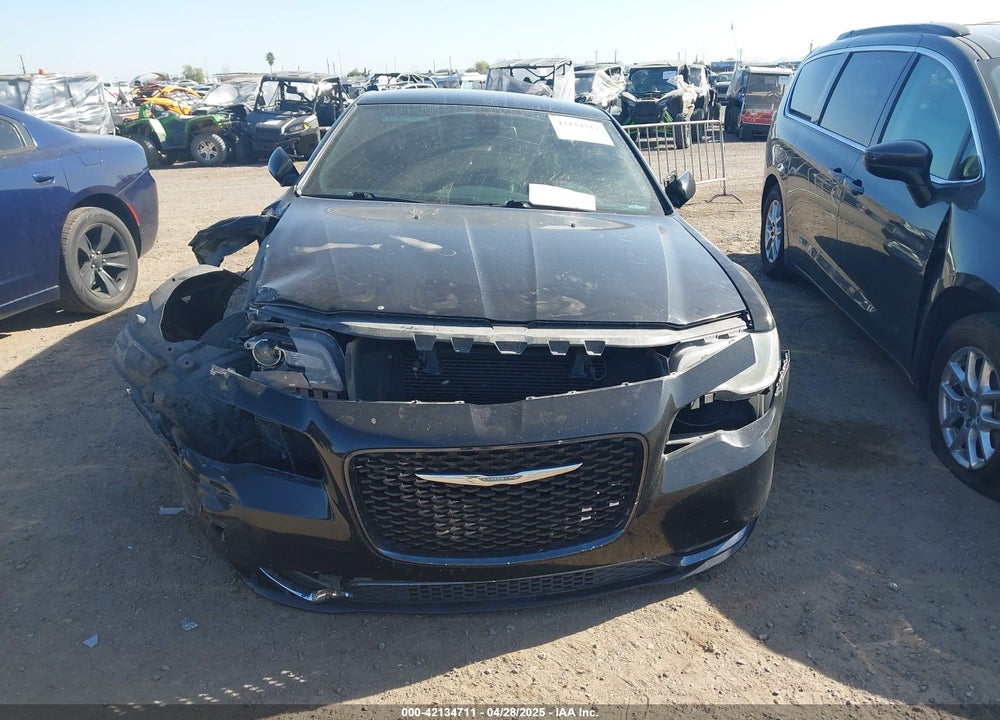 2019 CHRYSLER 300 300S VIN: 2C3CCABG5KH562838