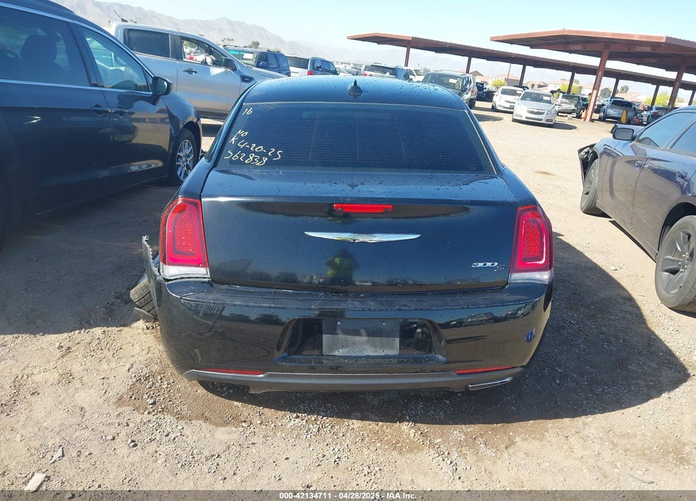 2019 CHRYSLER 300 300S VIN: 2C3CCABG5KH562838