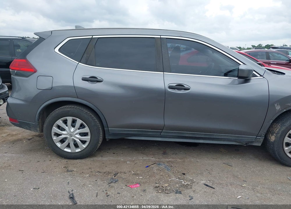 2017 NISSAN ROGUE S VIN: KNMAT2MV7HP607531