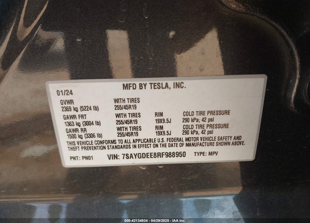 2024 TESLA MODEL Y VIN: 7SAYGDEE8RF988950