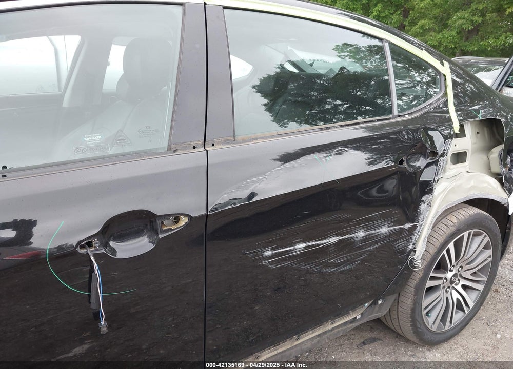 2015 KIA CADENZA VIN: KNALN4D78F5184948