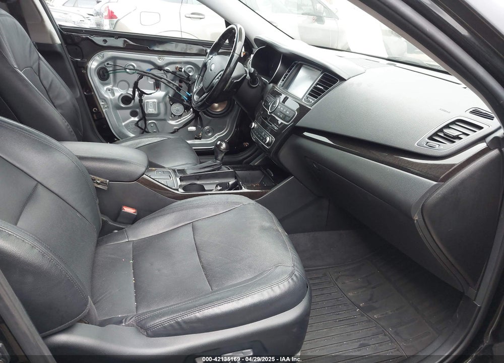 2015 KIA CADENZA VIN: KNALN4D78F5184948