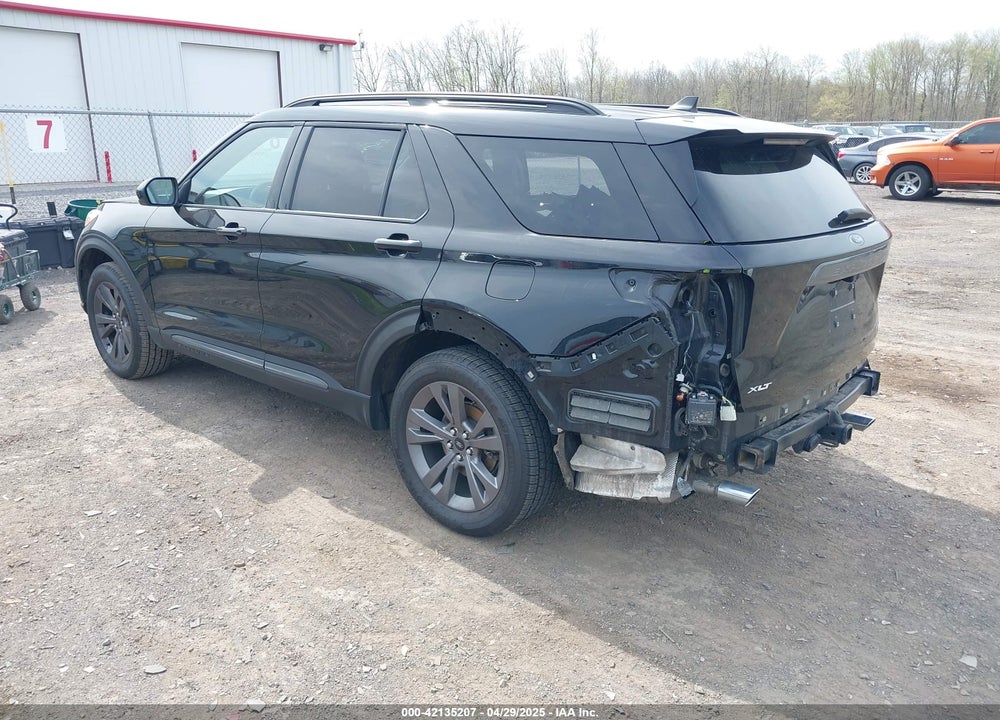 2022 FORD EXPLORER VIN: 1FMSK8DH4NGC33861