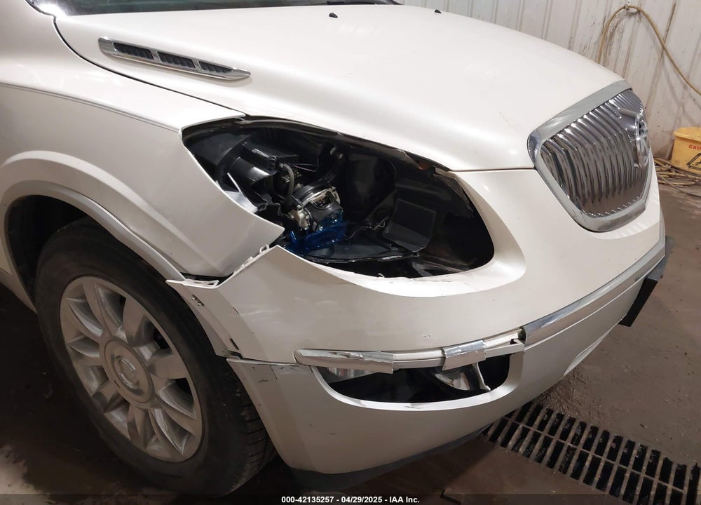 2012 BUICK ENCLAVE VIN: 5GAKVCED6CJ381277
