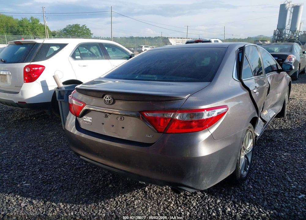 2017 TOYOTA CAMRY SE VIN: 4T1BF1FK7HU292364