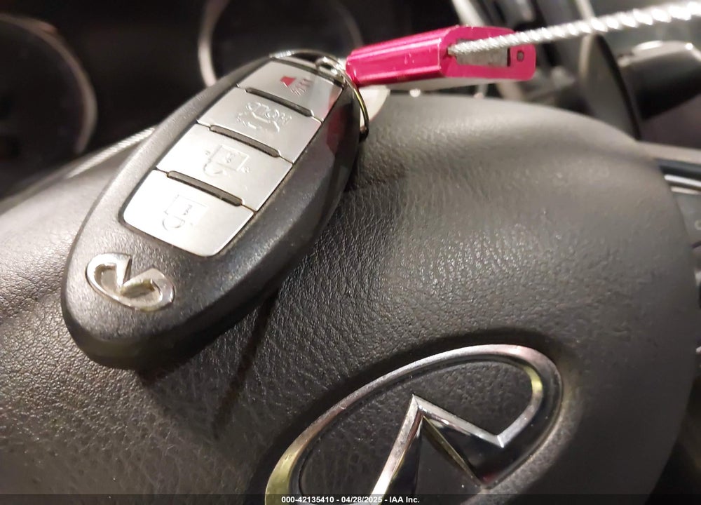 2014 INFINITI Q50 VIN: JN1BV7ARXEM699902