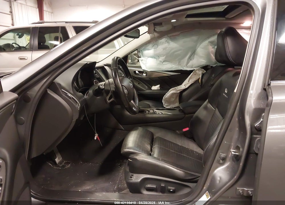 2014 INFINITI Q50 VIN: JN1BV7ARXEM699902