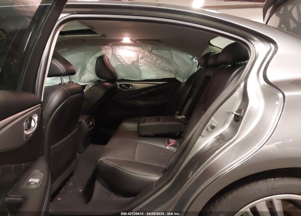 2014 INFINITI Q50 VIN: JN1BV7ARXEM699902