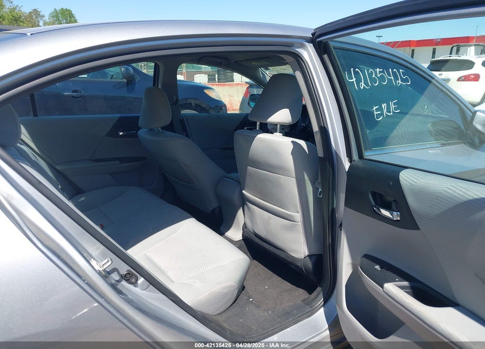 2017 HONDA ACCORD LX VIN: 1HGCR2F4XHA068712