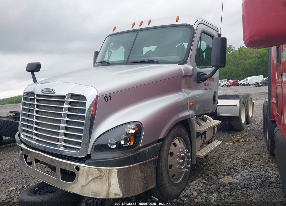 2017 FREIGHTLINER CASCADIA 125 --- VIN: 3AKJGEDR9HSHX4294