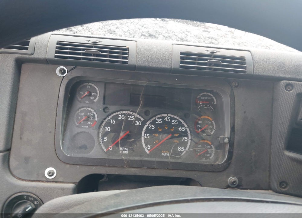 2017 FREIGHTLINER CASCADIA 125 --- VIN: 3AKJGEDR9HSHX4294