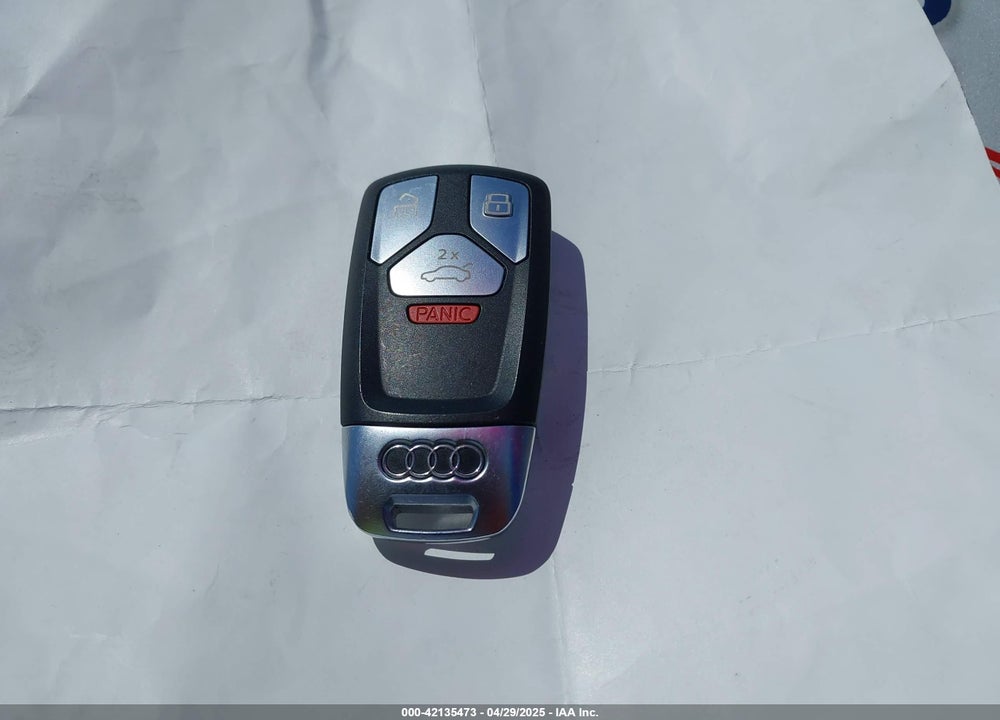2022 AUDI Q5 VIN: WA1GAAFY5N2080030