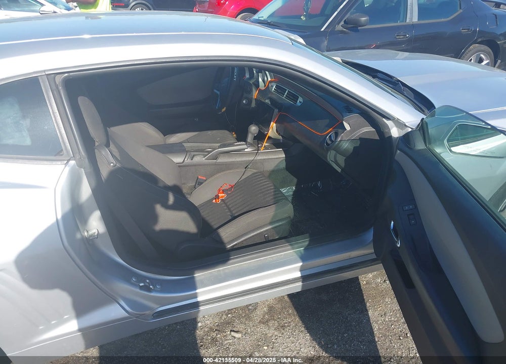 2015 CHEVROLET CAMARO VIN: 2G1FB1E35F9171072