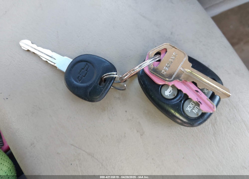 2005 CHEVROLET IMPALA LS VIN: 2G1WH52K159104582