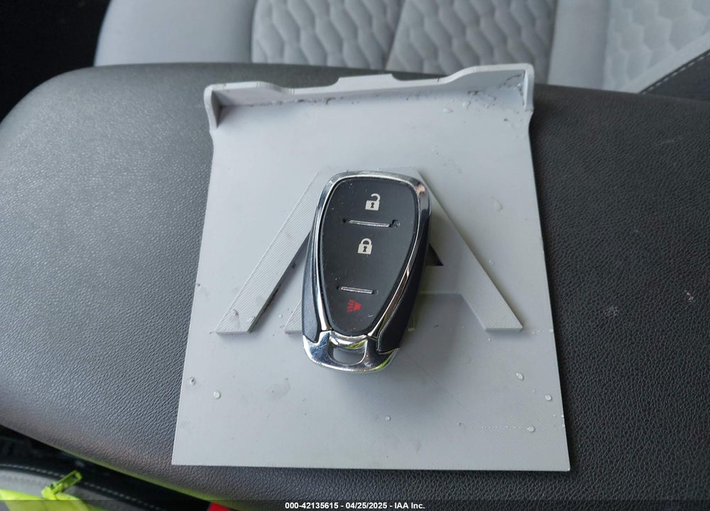 2019 CHEVROLET EQUINOX LS VIN: 3GNAXHEV0KS513304