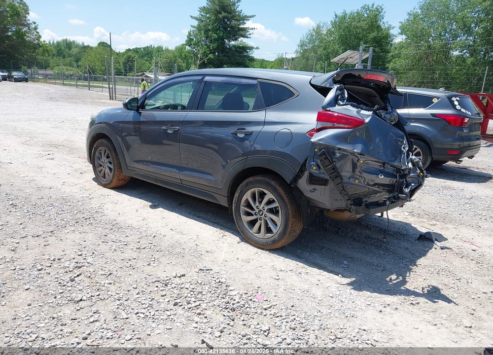 2018 HYUNDAI TUCSON VIN: KM8J23A40JU635601