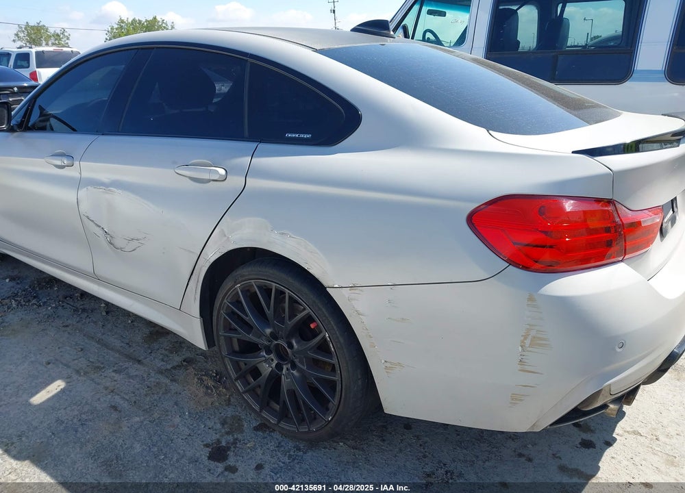 2015 BMW M3 VIN: WBA4C9C54FD330582