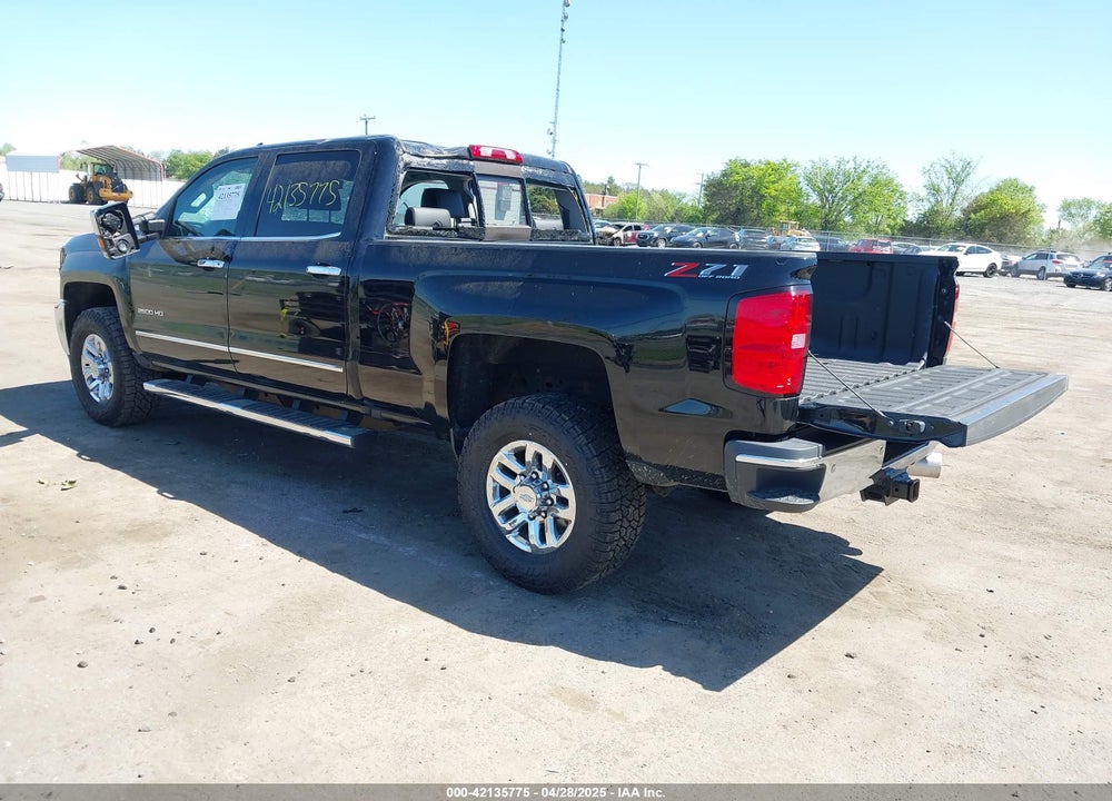 2018 CHEVROLET SILVERADO 2500HD LTZ VIN: 1GC1KWEY7JF123065