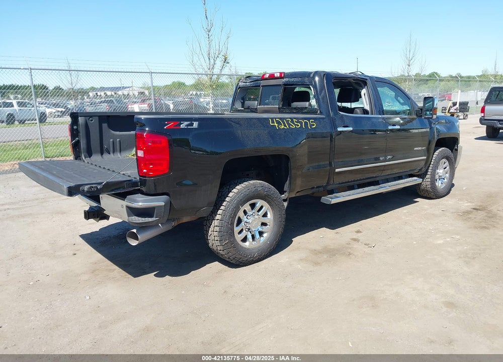 2018 CHEVROLET SILVERADO 2500HD LTZ VIN: 1GC1KWEY7JF123065