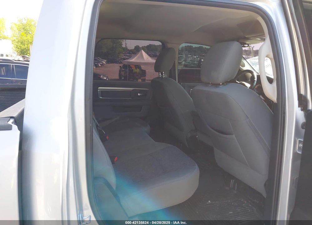 2017 RAM 1500 BIG HORN 4X4 6'4 BOX VIN: 1C6RR7TT1HS646411