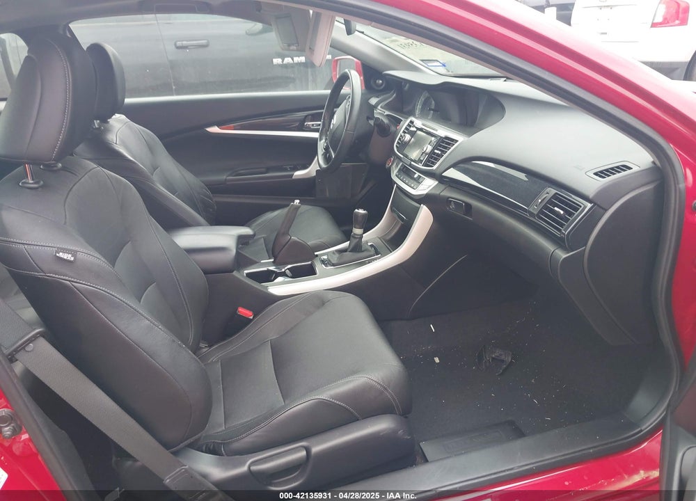 2014 HONDA ACCORD VIN: 1HGCT2A87EA006952