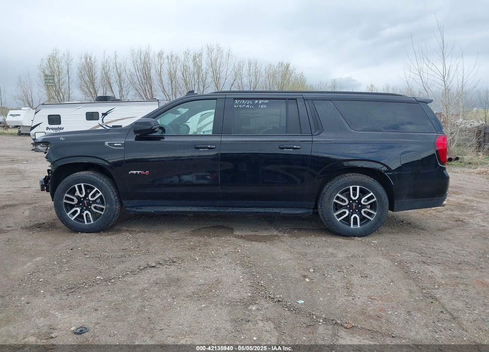 2023 GMC YUKON XL VIN: 1GKS2HKL8PR235216