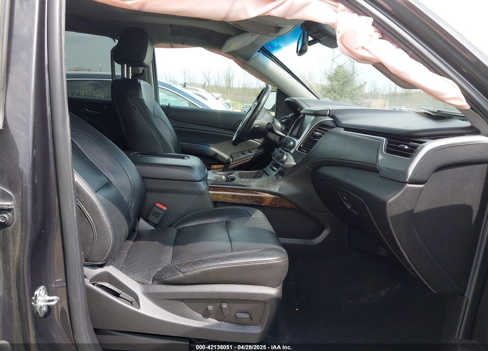 2017 CHEVROLET TAHOE VIN: 1GNSKBKC2HR171627
