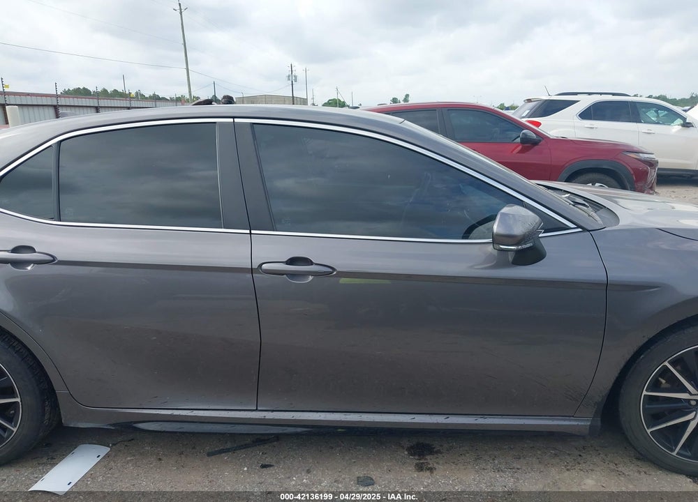 2021 TOYOTA CAMRY VIN: 4T1T11AK1MU521870