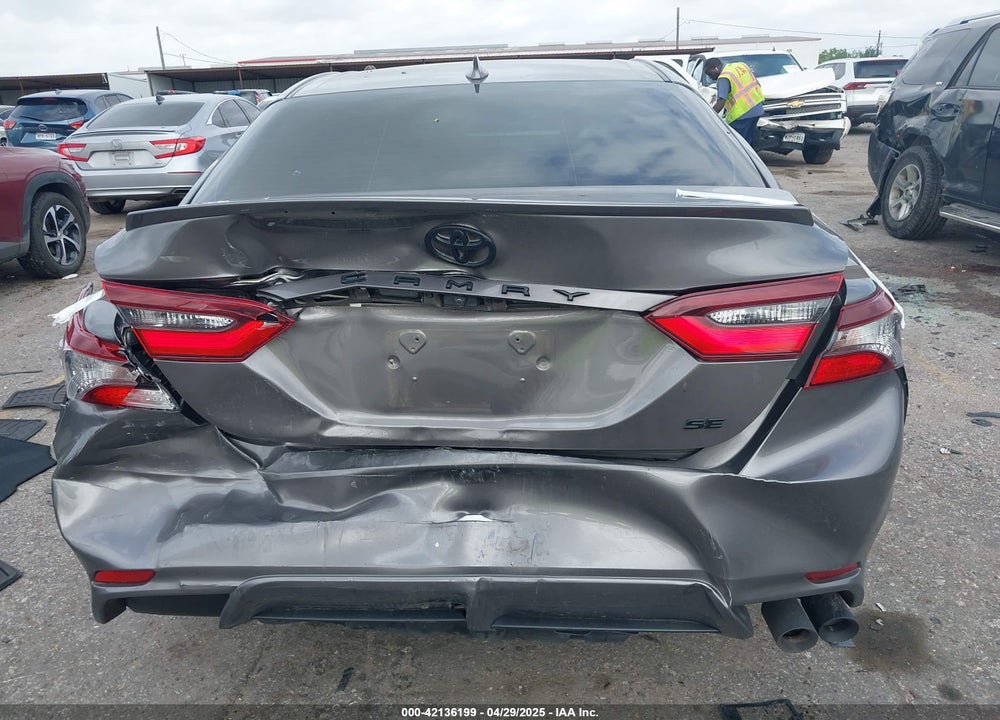 2021 TOYOTA CAMRY VIN: 4T1T11AK1MU521870