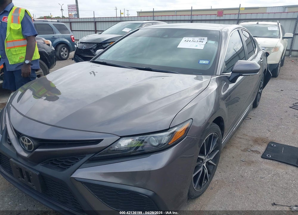 2021 TOYOTA CAMRY VIN: 4T1T11AK1MU521870