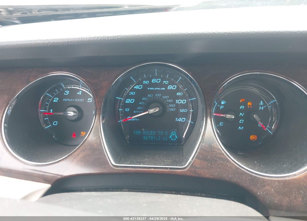 2010 FORD TAURUS SEL VIN: 1FAHP2EWXAG125321