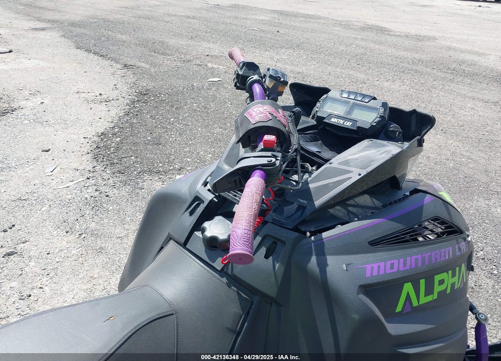 2019 ARCTIC CAT M8 VIN: 4UF19SNW4KT117111